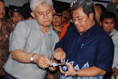 LELANG ALKES: Takut Tersandung Korupsi, Gubernur Jabar Ahmad Heryawan Minta Perbanyak e-Katalog